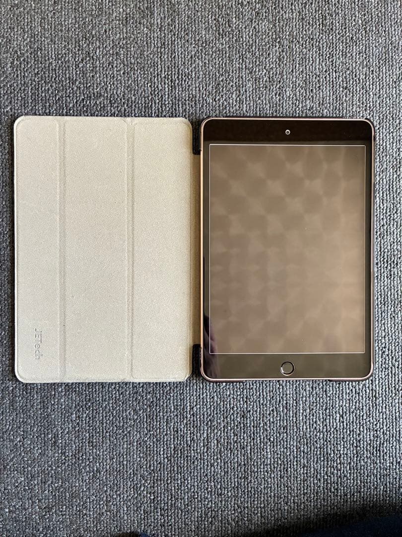 iPad本体 iPad mini5 Wi-Fi 64GB