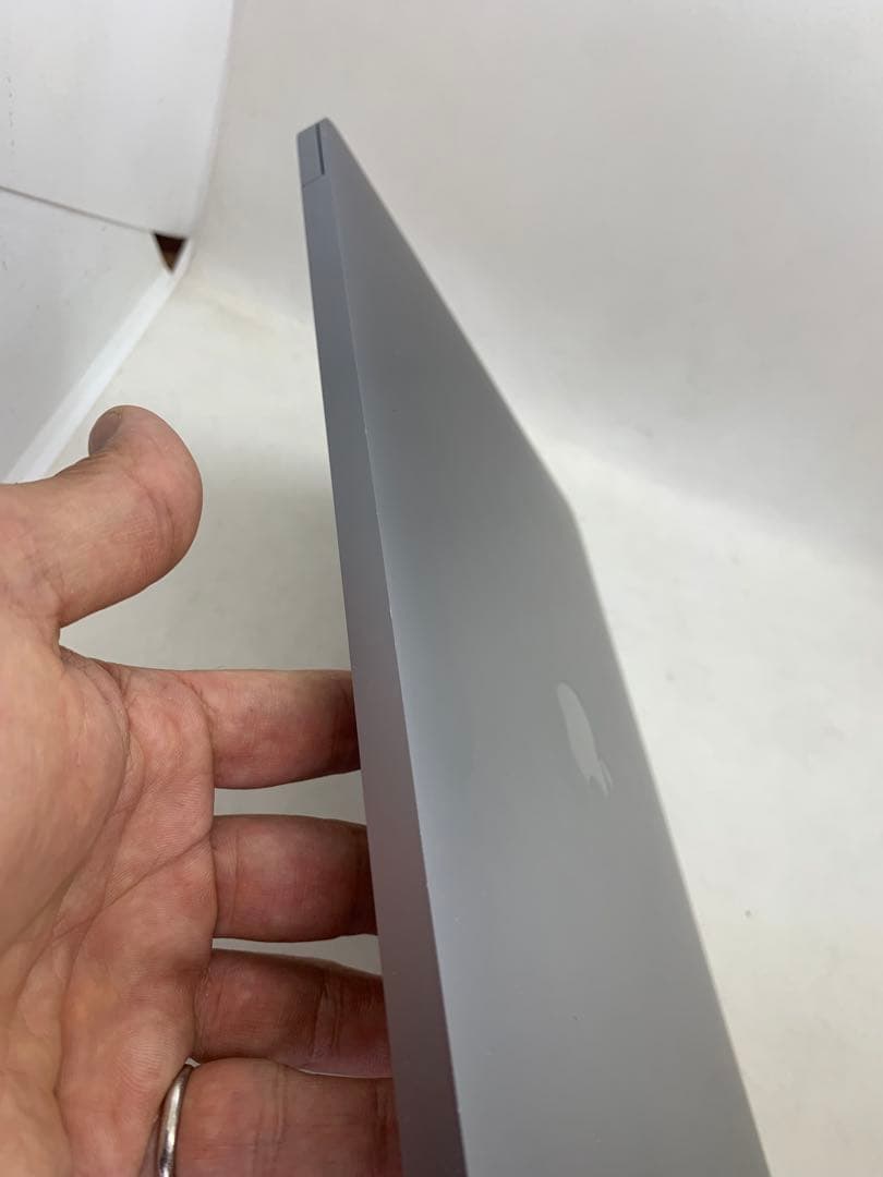 MacBook Air 2020 M1 8GB SSD 256GB tおおまけ