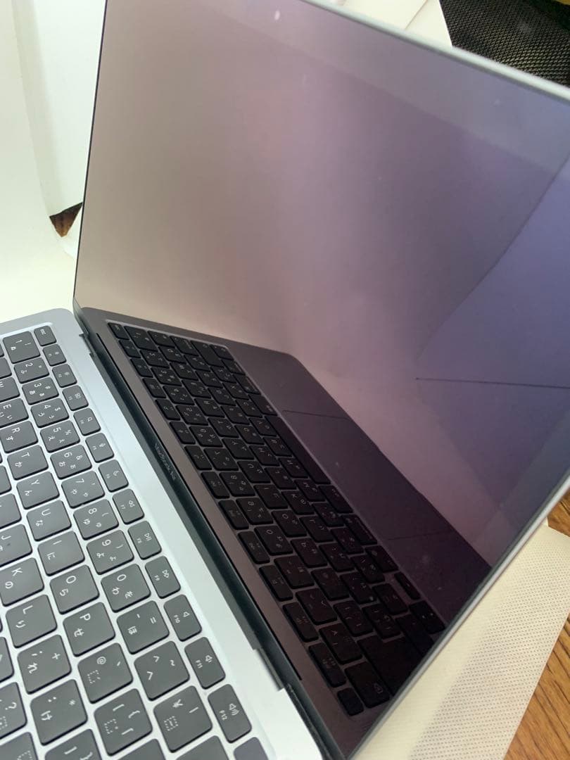 MacBook Air 2020 M1 8GB SSD 256GB tおおまけ