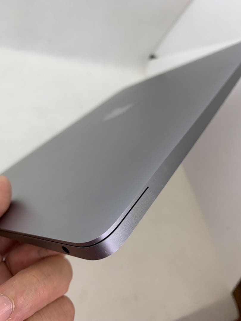 MacBook Air 2020 M1 8GB SSD 256GB tおおまけ