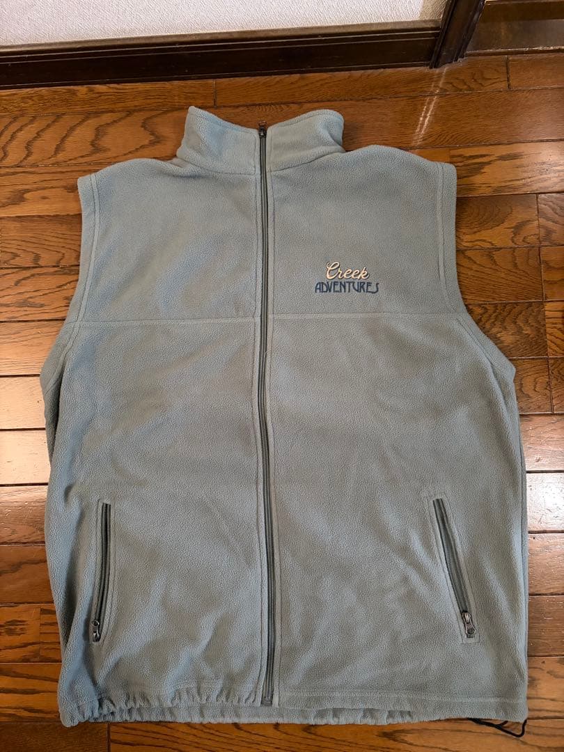 Creek フリースベスト