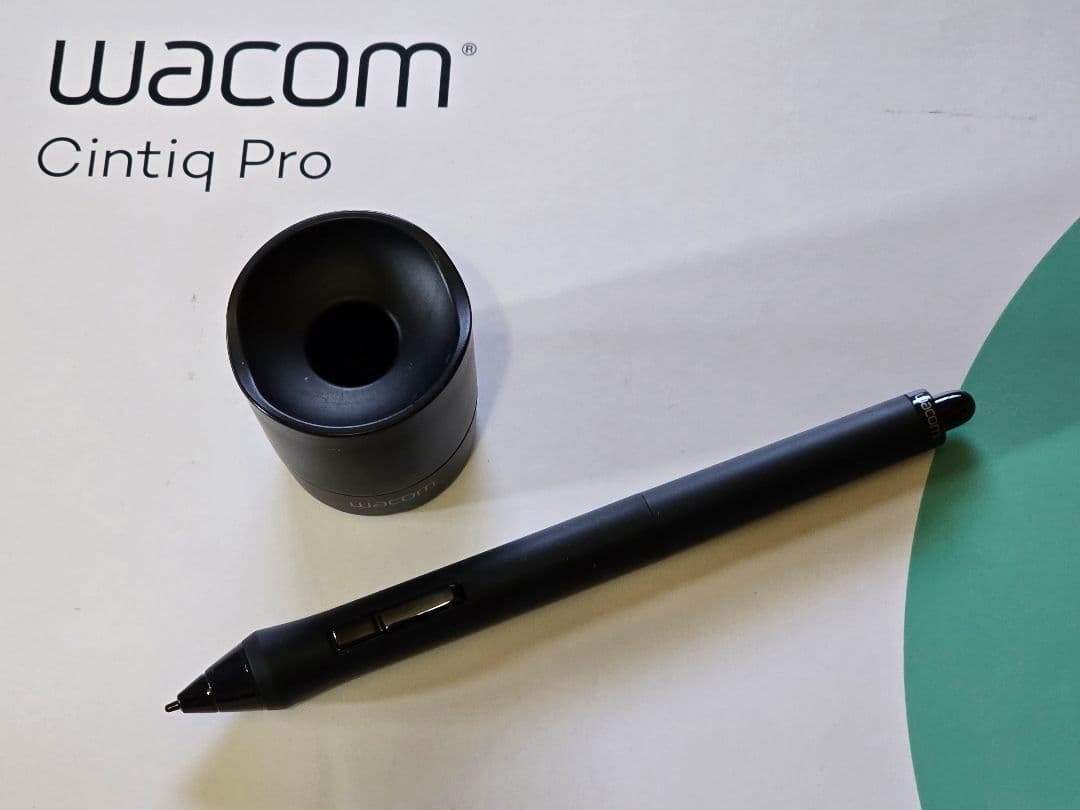 Wacom Cintiq Pro 16 DTH-1620/AK0 美品