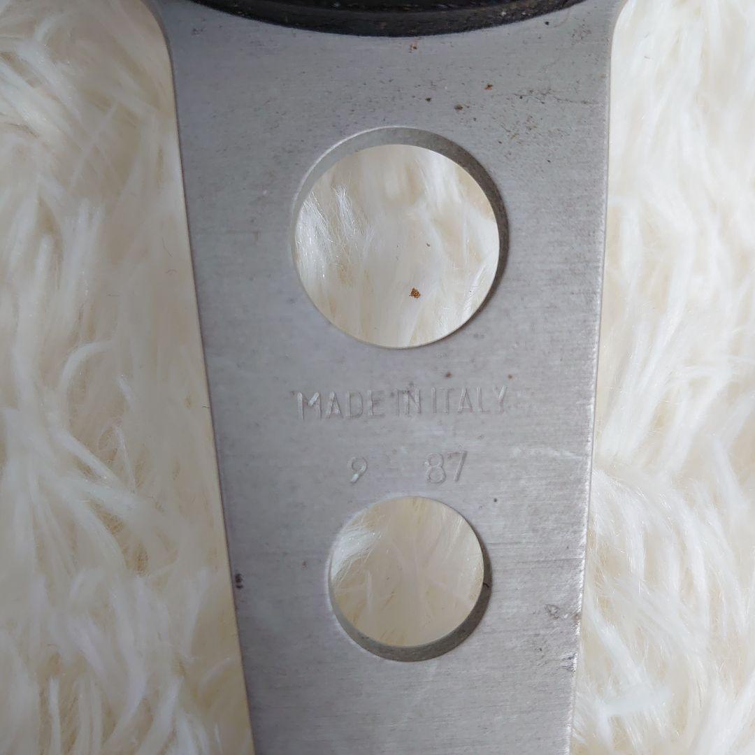 O*I様 momo INDY ステアリングホイール ハンドル ウッド 直径35c