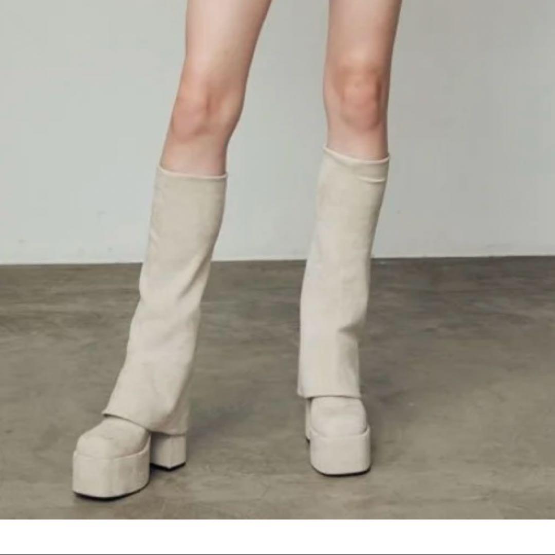 正規品⭐︎新品未使用emoda フレアーカバーフィットブーツ