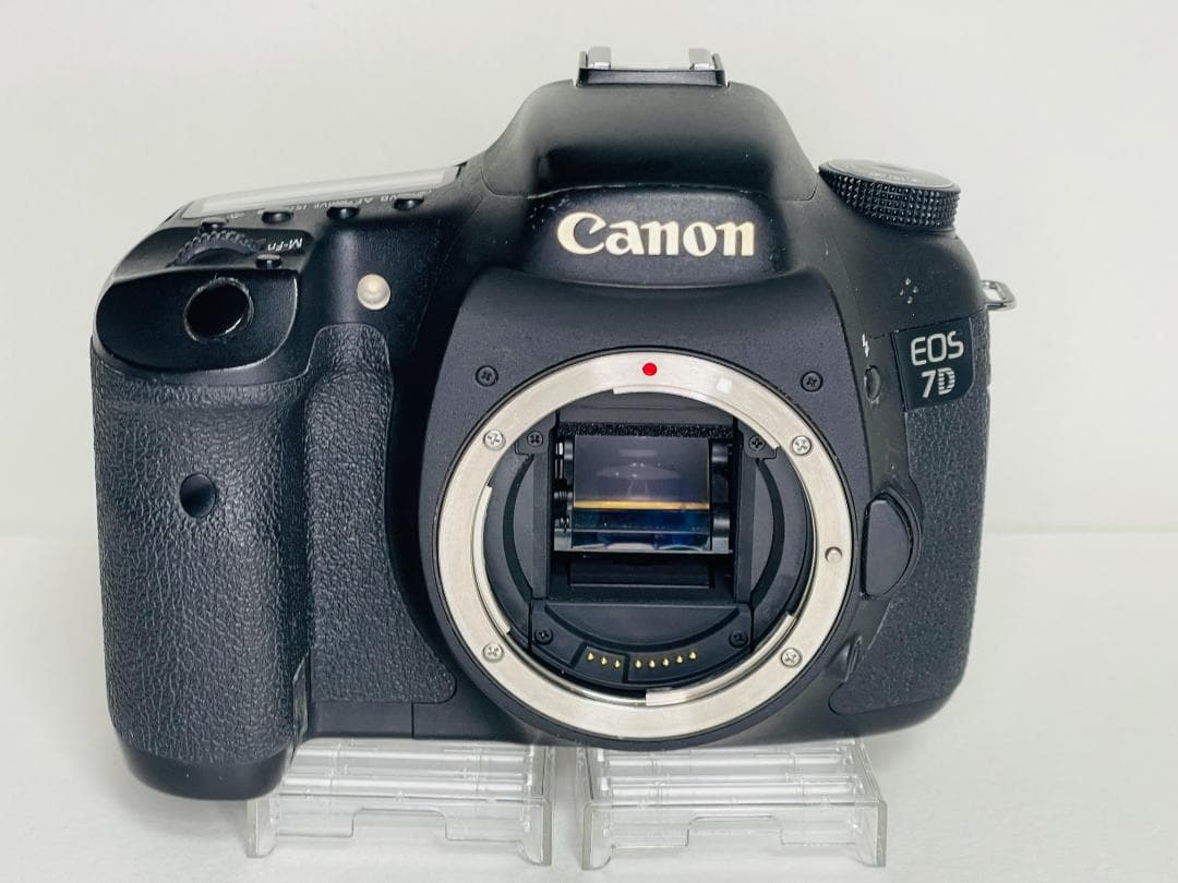 Canon キヤノン EOS 7D デジタル一眼レフ カメラ 動作未確認