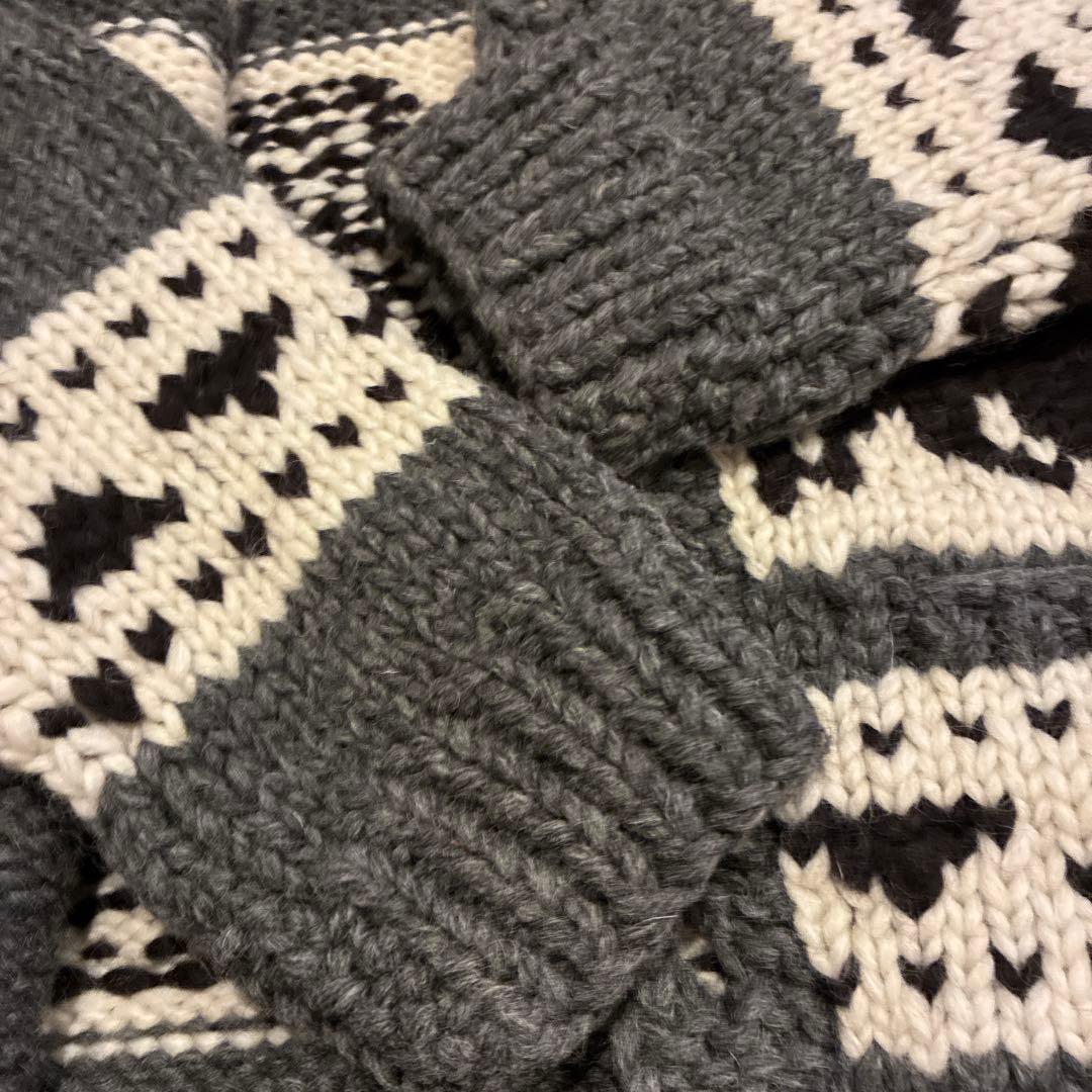 Knitata ビンテージモデル　エンブレム柄 カーディガン　カナダ製