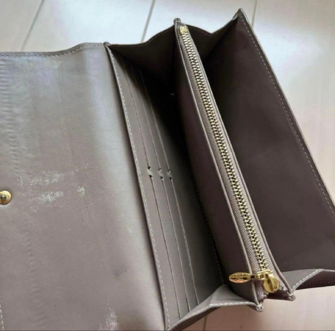 【ぺこ】ルイヴィトン ヴェルニ 長財布