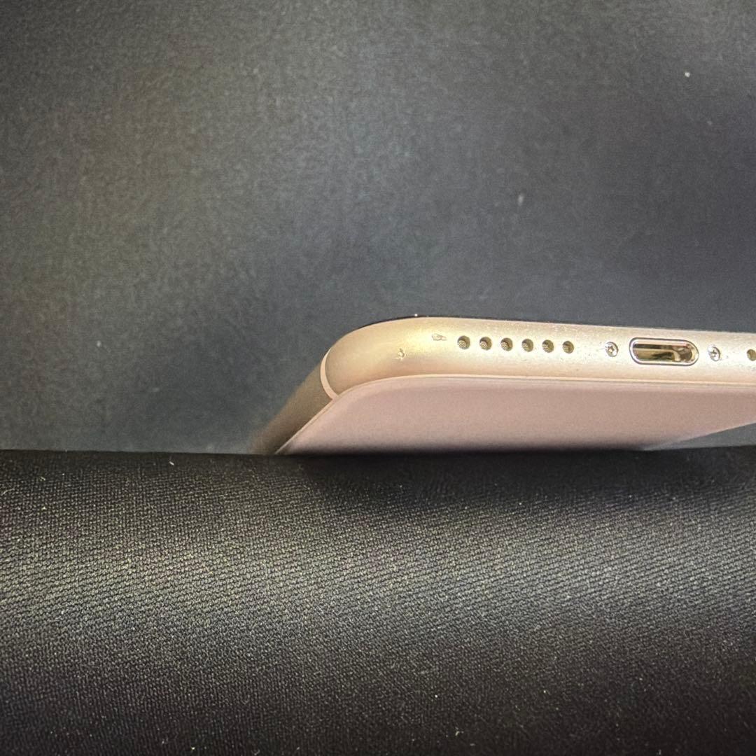 iPhone SE第三世代 スターライト 256GB