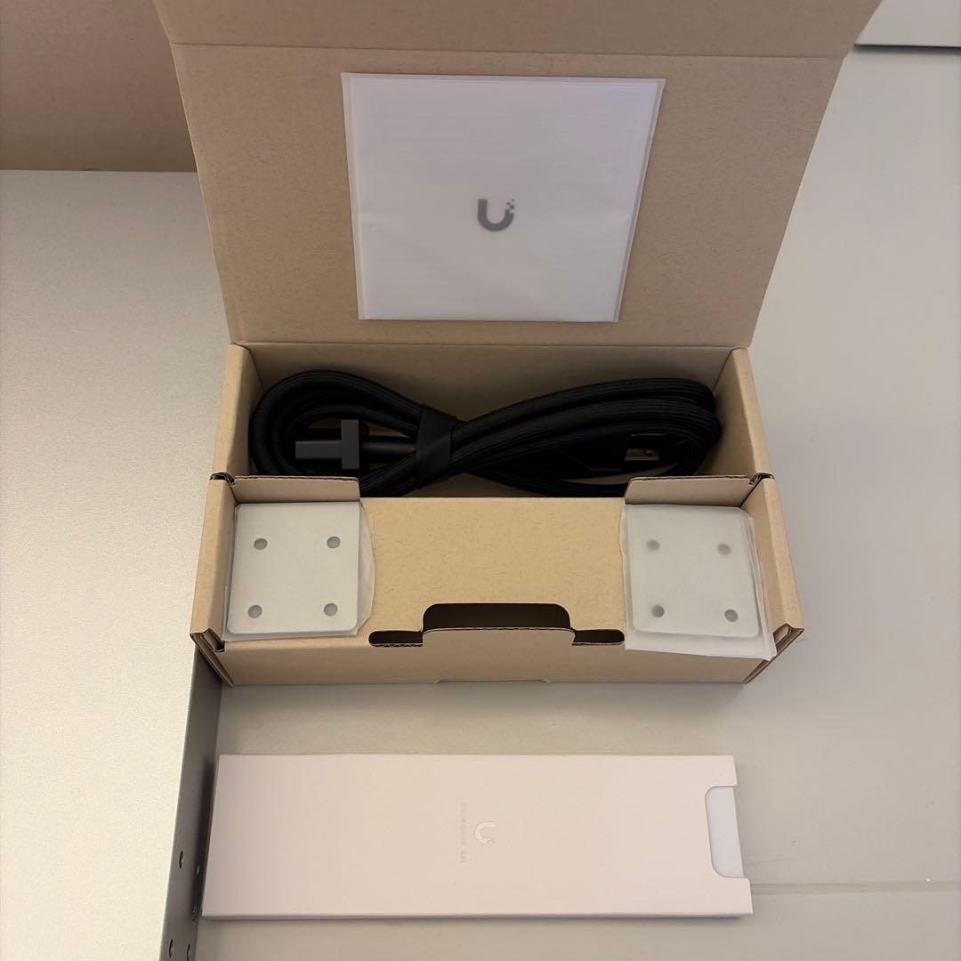 ルーター・ネットワーク機器 Ubiquiti USW-Pro-Max-24-PoE