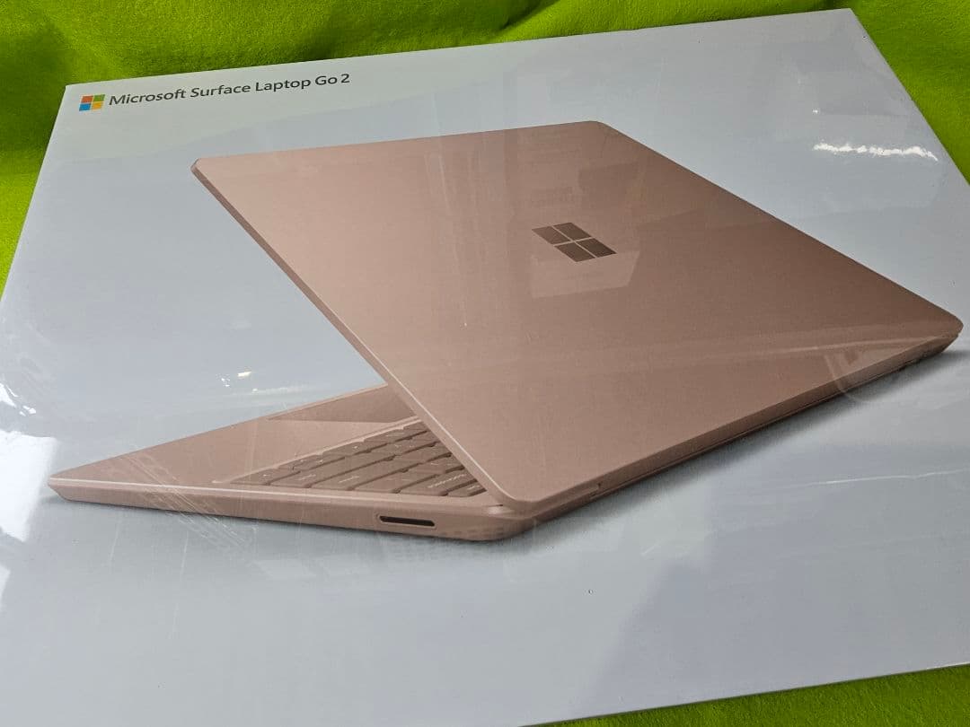 新品未開封　 Surface laptop Go2 8G/256G Office