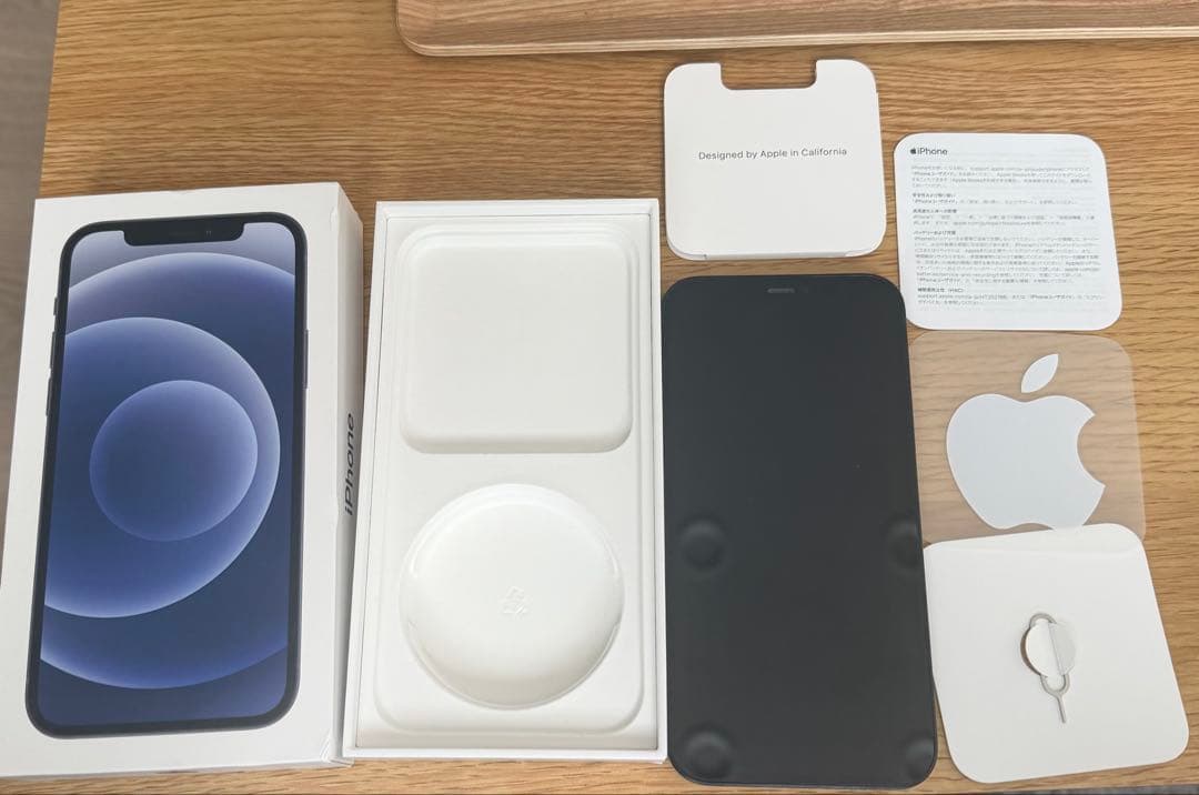 iPhone 12 128GB ブラック 本体 SIMフリー　箱付き