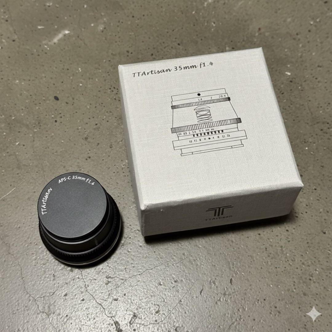 FUJIFILM XT30 ズームレンズ 単焦点レンズ2本セット　箱あり