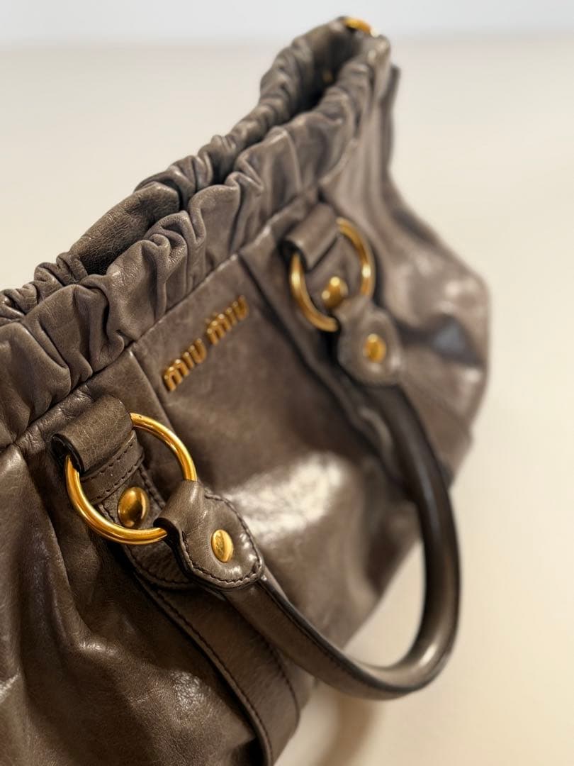 .com　miu miu ヴィッテロルクス ハンドバッグ グレー