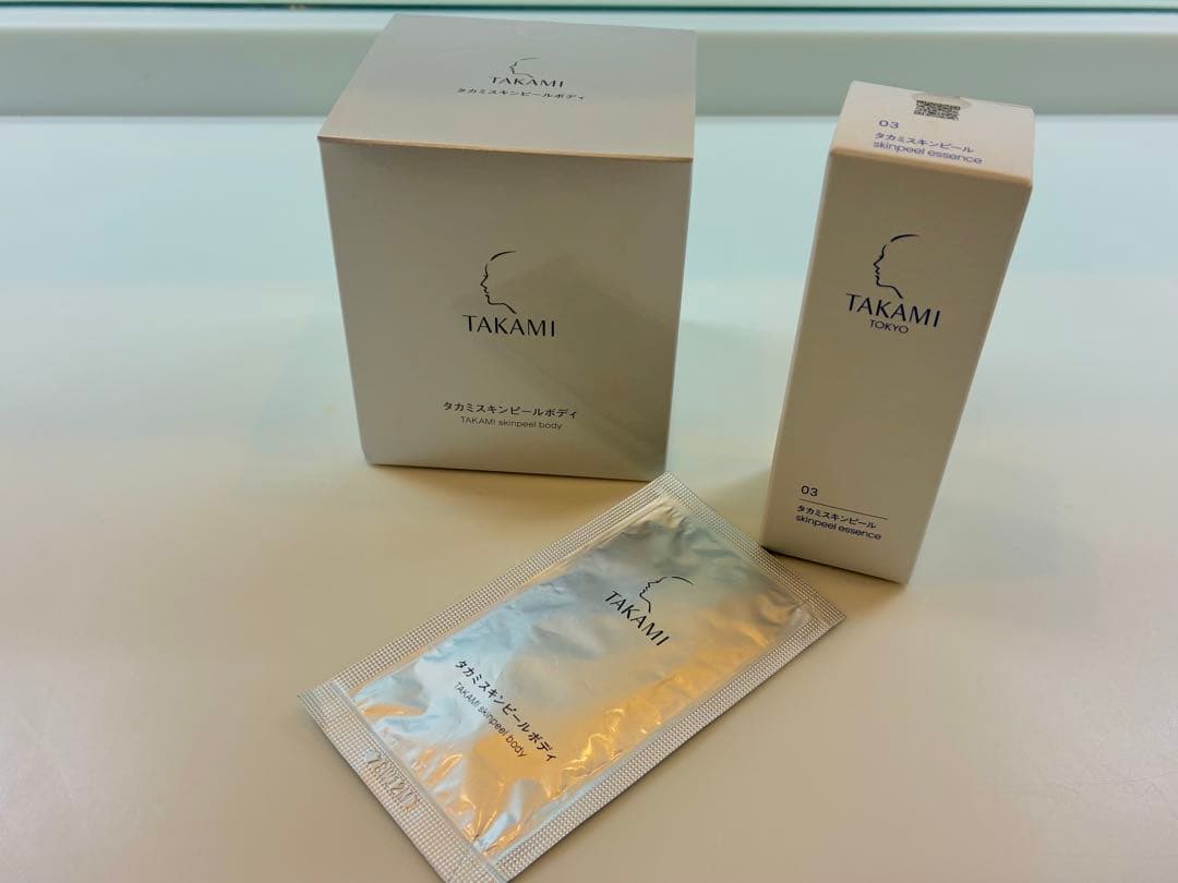 タカミSPエッセンス　タカミスキンピールボディ サンプル付きセット