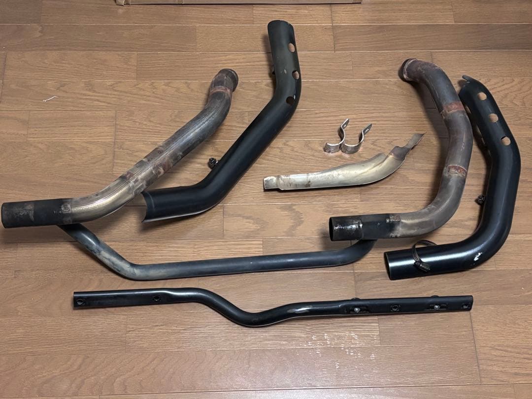 スポーツスター 14年〜 エキパイ　黒ヒートガード