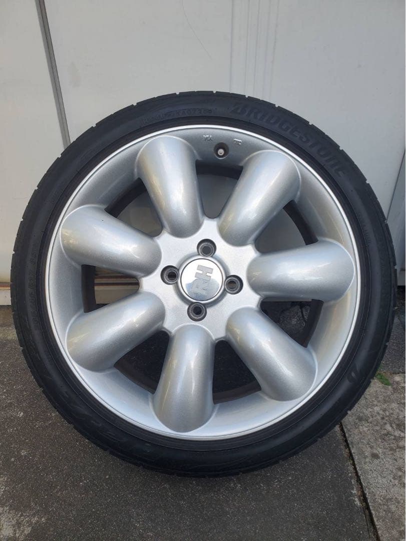 マキシライト 17インチ 7J+42 BS Playz付 Z12キューブ