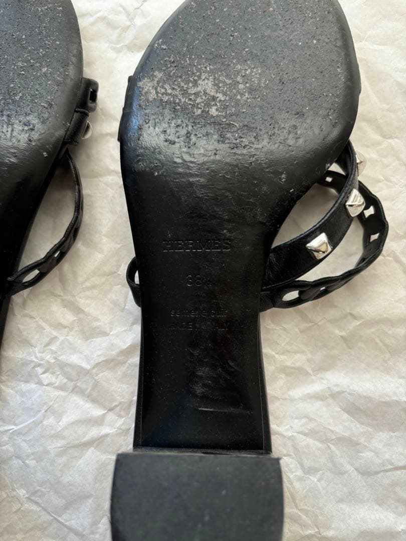HERMES ブラック サンダル