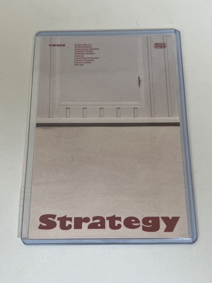 TWICE サナ Strategy 直筆サイン入りポストカード