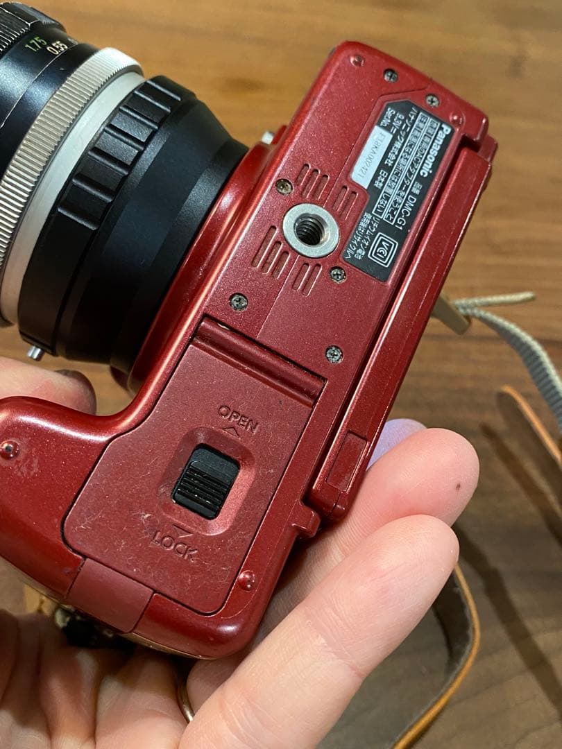 パナソニック　LUMIX G1 赤 ミラーレス　ミノルタ　50㍉緑のロッコール
