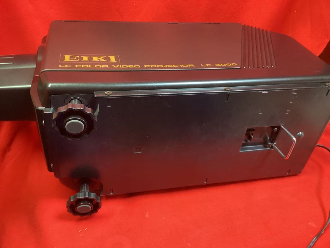 EIKI エイキ 液晶ビデオ映写機 LC-3000 2000年製ソフトキャリー付