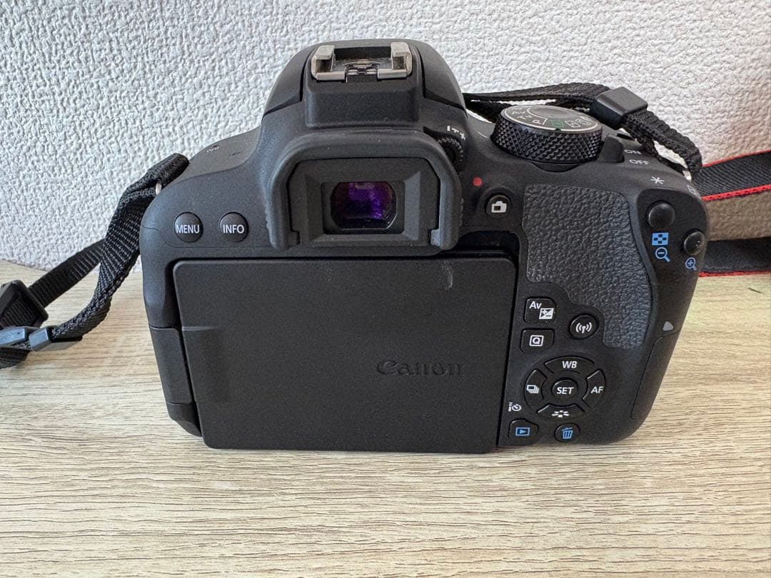 Canon EOS kiss x9i ダブルズームキット 一眼レフ カメラ