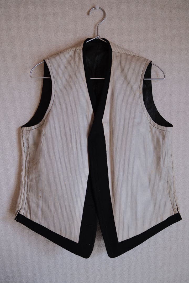 ベルジャルディニエール　ジレ(ベスト) 黒