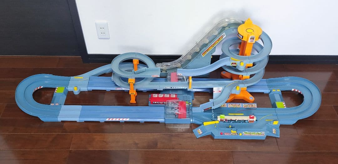 トミカ びゅんびゅんサーキット ビッグタワーサーキット セット