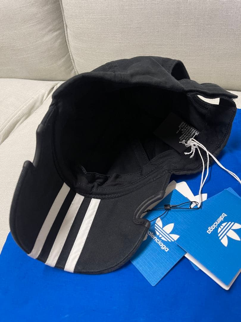 新品未使用balenciaga adidasベースボールキャップブラック