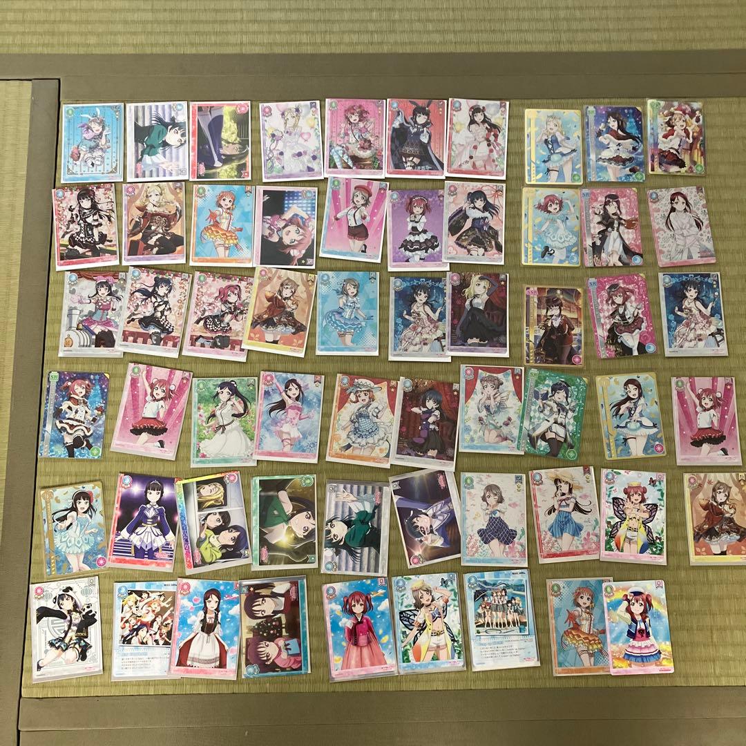 ラブライブ！サンシャインのプレイマットとカードセット