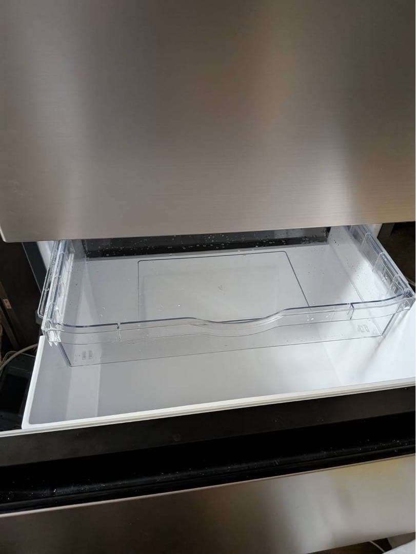 日立　ノンフロン冷蔵冷凍庫　R-V38V