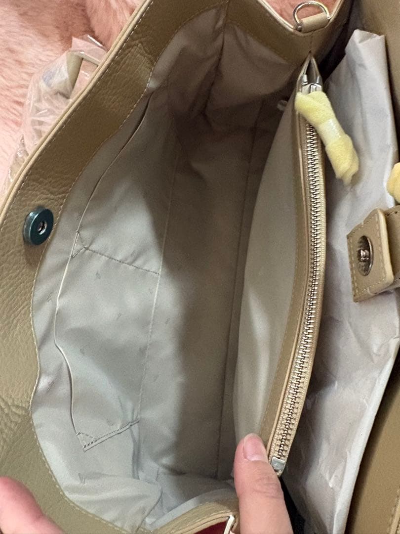 アニエスベー agnes b. ハンドバック　カーフレザー　ベージュ