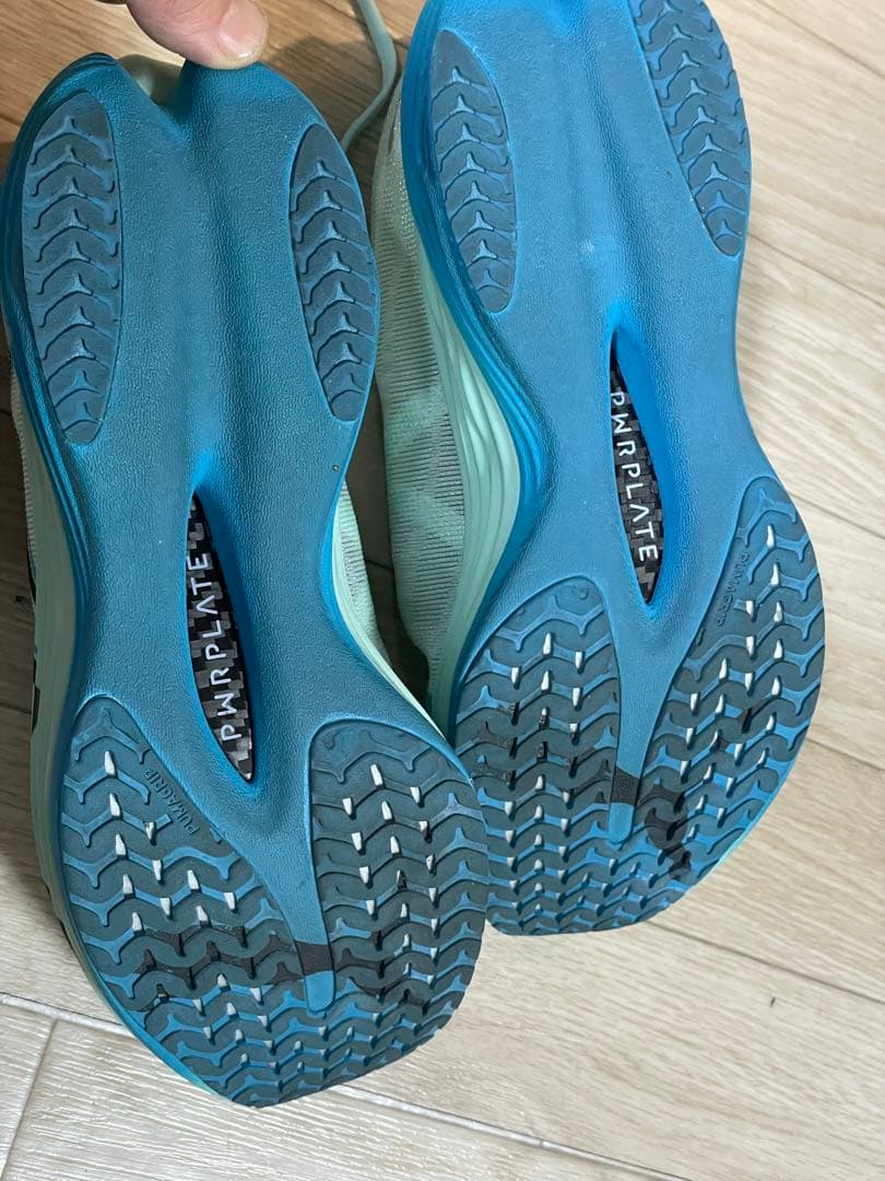 PUMA　ディヴィエイトニトロエリート3 27.0cm