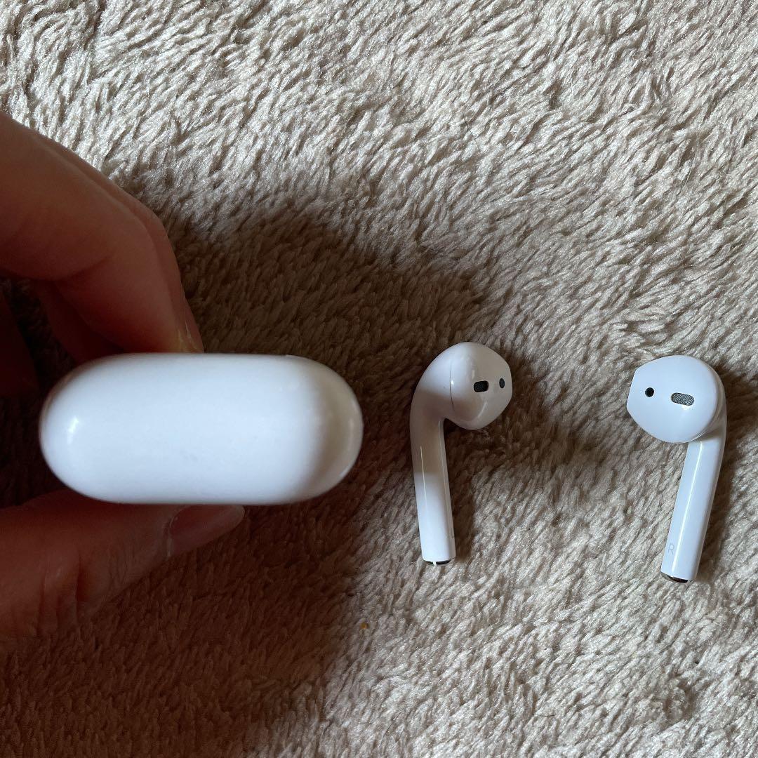 APPLE MV7N2J/A airpods 第二世代　アイフォンエアポッズ
