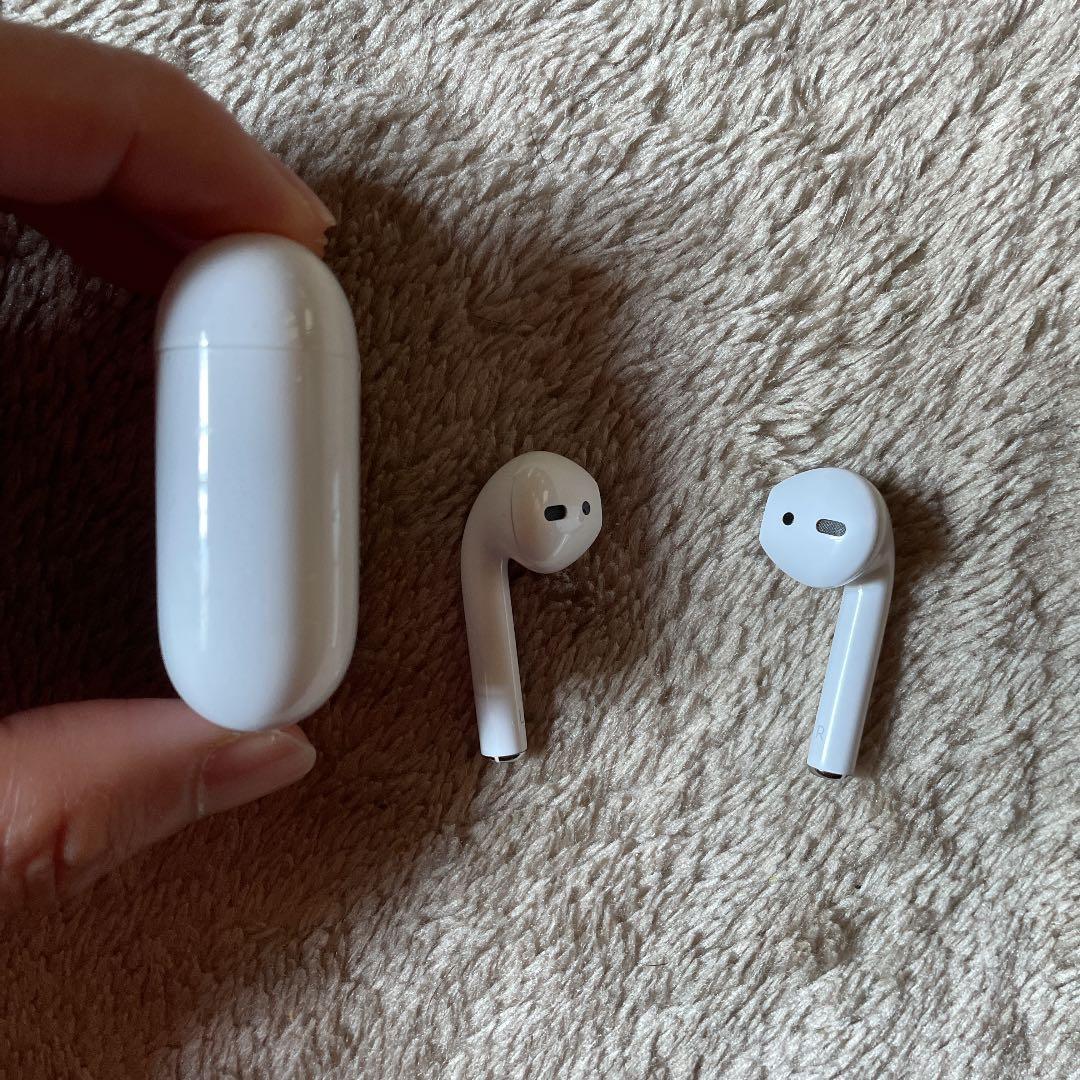 APPLE MV7N2J/A airpods 第二世代　アイフォンエアポッズ