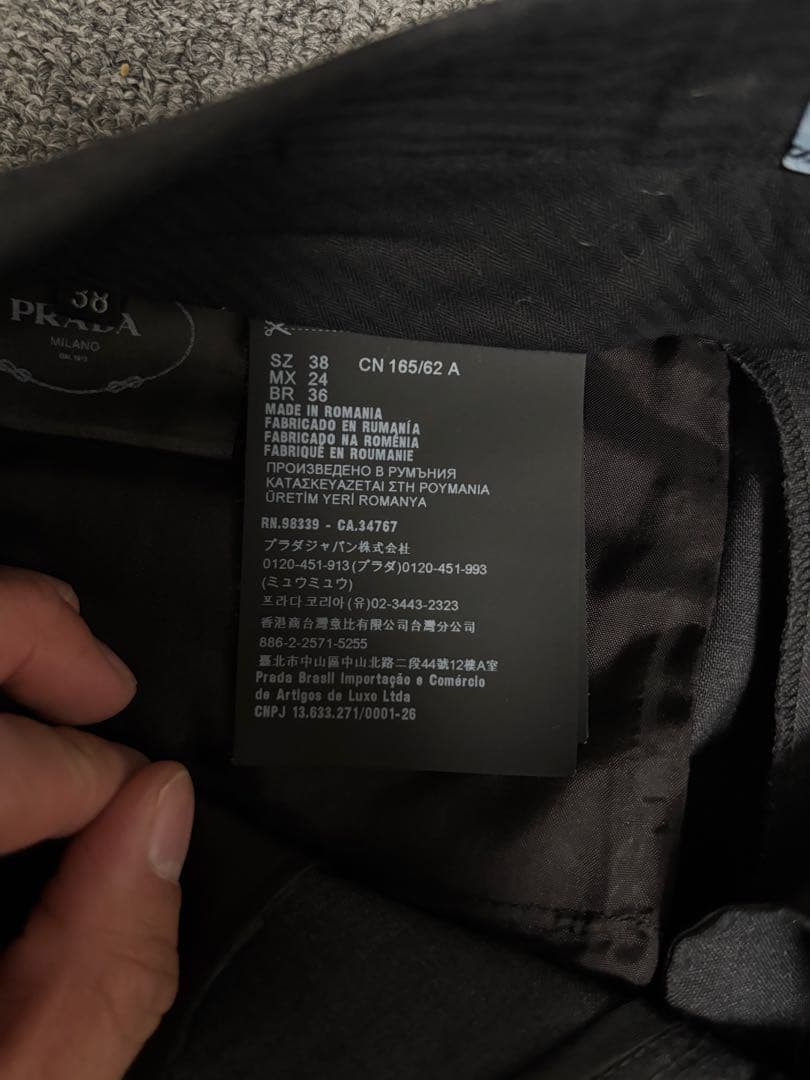 prada スラックス ミウッチャ・プラダ