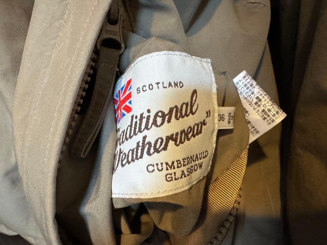 トラディショナルウェザーウェア　DOWN JACKET 001