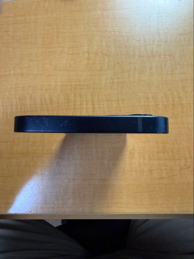 Apple iPhone 12 本体 ブラック　64GB