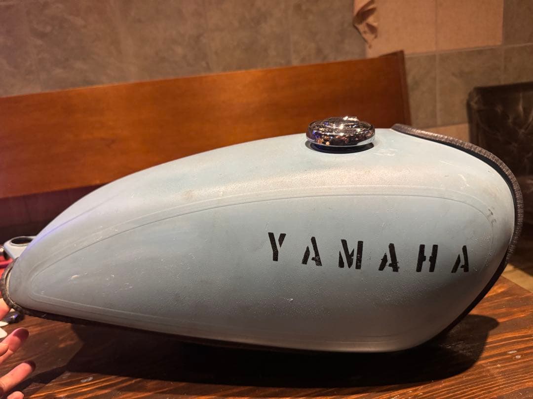 SR400 タンク　キャップ、鍵、コック付き！