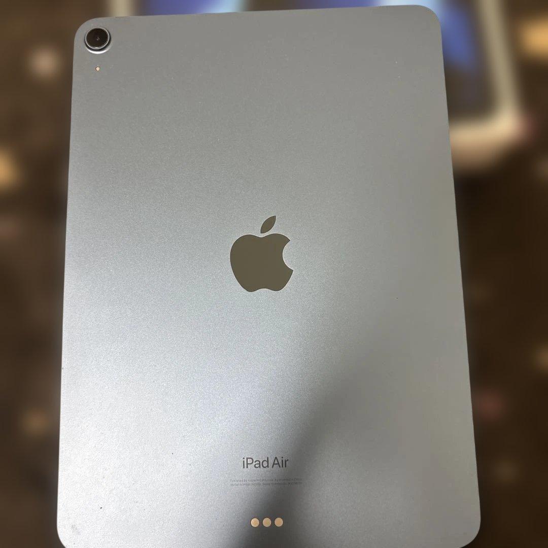 iPad Air第5世代　Wi-Fiモデル64GB