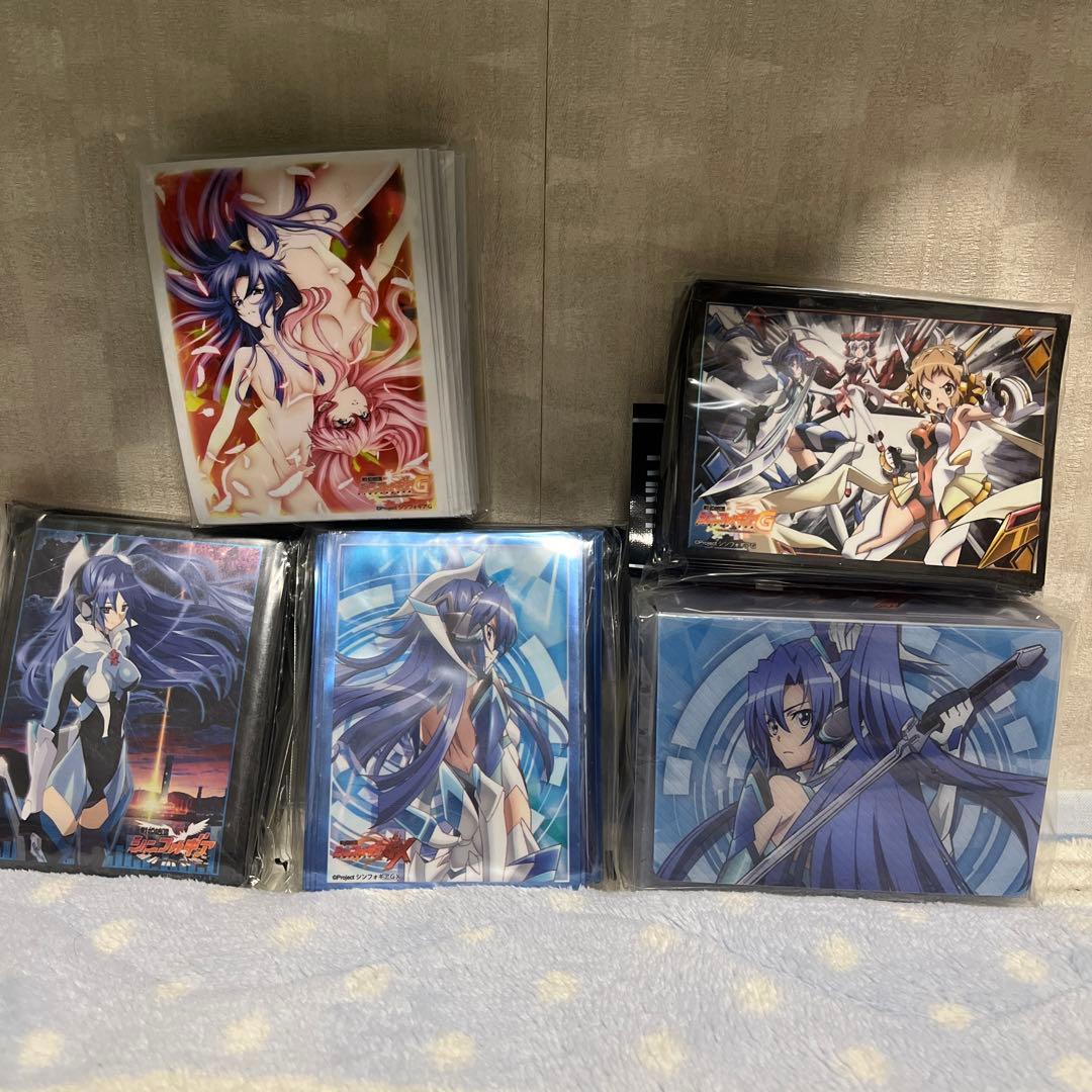 【未開封】シンフォギア デッキホルダー スリーブ 翼 響 クリス マリア