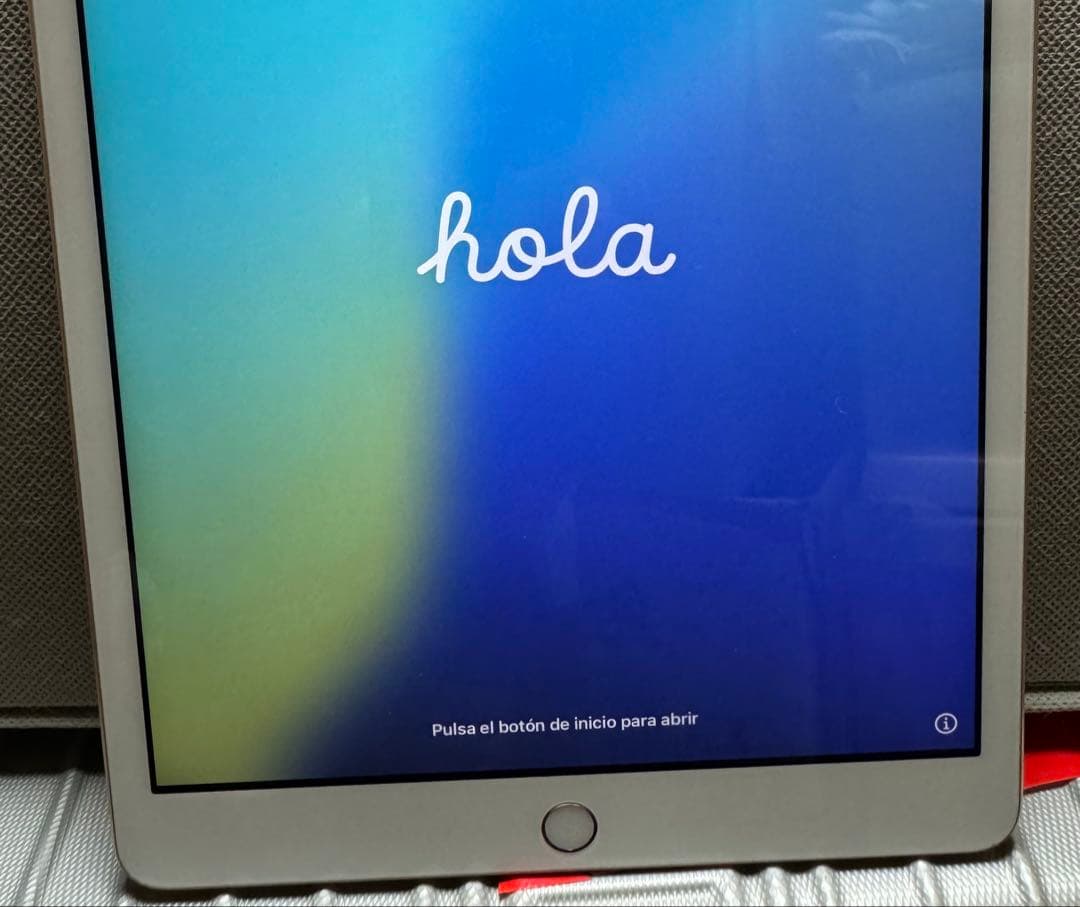 【美品】iPad 第8世代 32GB Wi-Fi+Cellular ゴールド