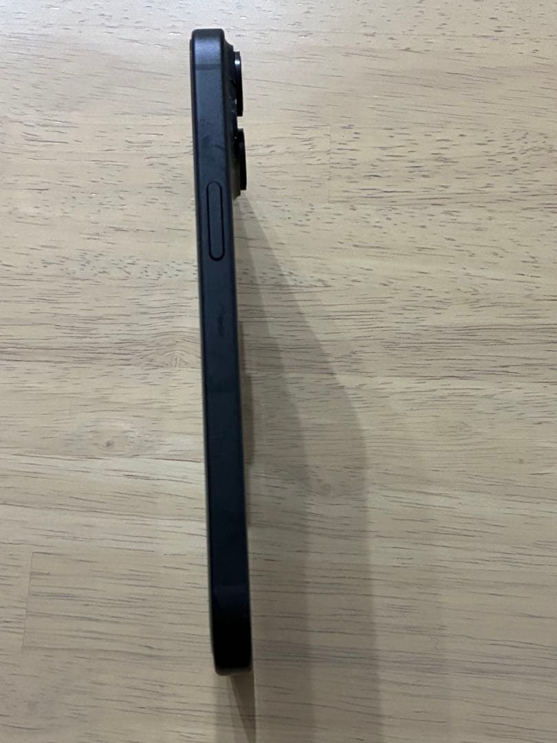 Apple iPhone 15 256GBブラック 本体 充電ケーブル付き