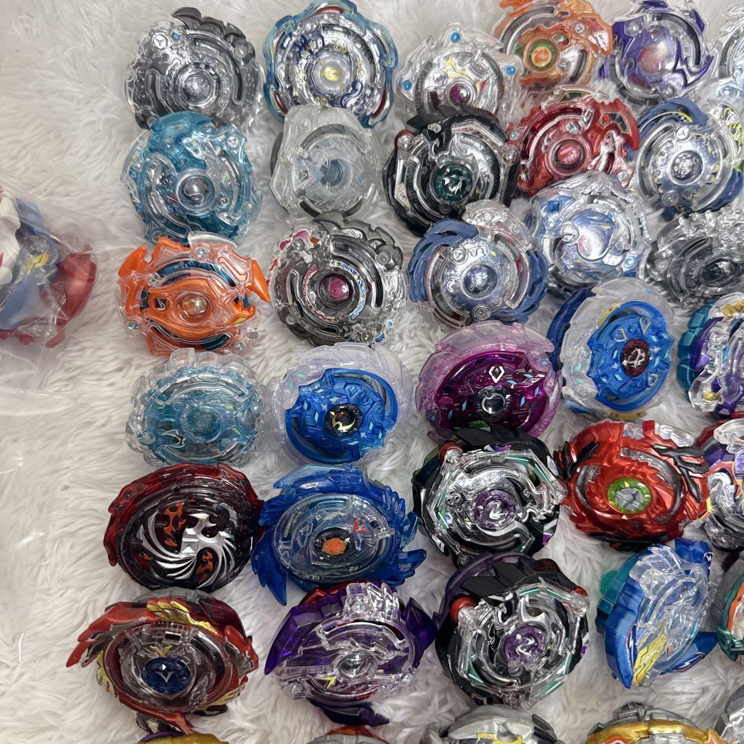 ベイブレードバースト 計135点 引退品 まとめ DB DU 付属パーツ有
