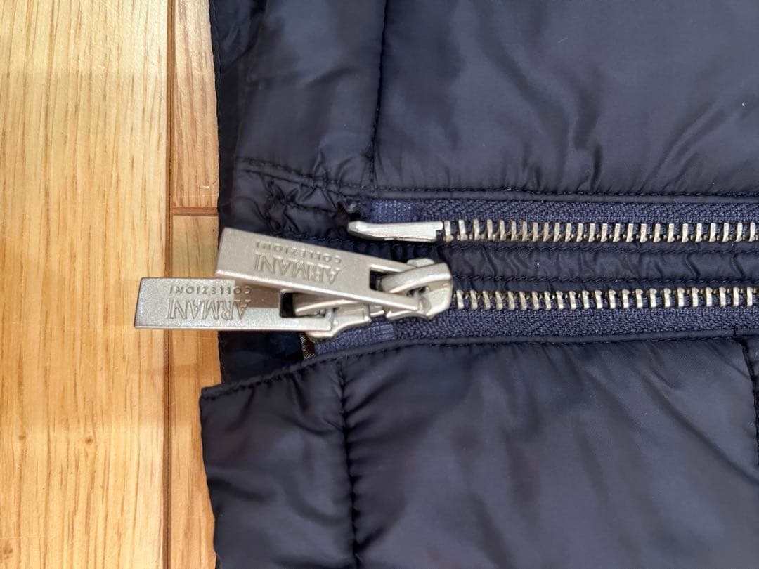 アルマーニ コレツィオーニ ダウンベスト ネイビー フード付き 美品 サイズ50