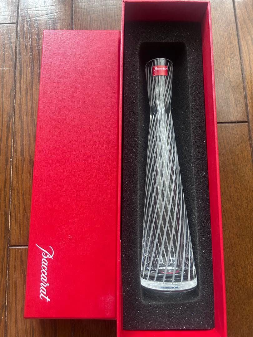 Baccarat クリスタル花瓶 ツイストデザイン 約25cm