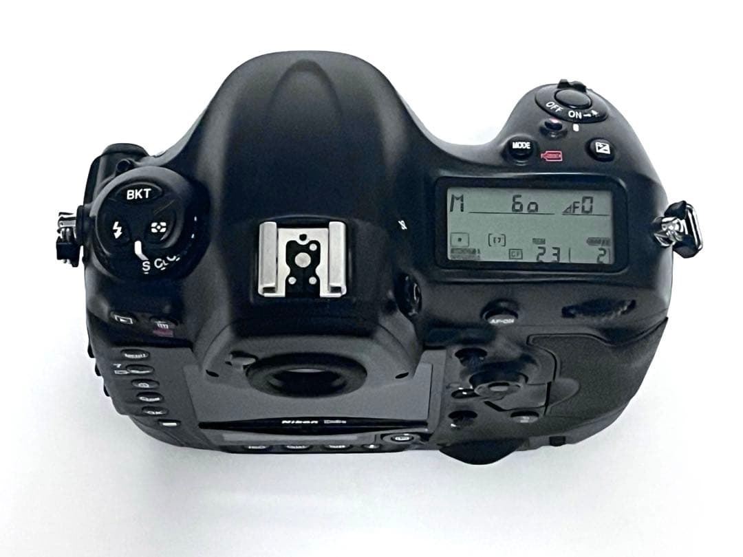 Nikon D4S デジタル一眼レフカメラ シャッター回数47000回