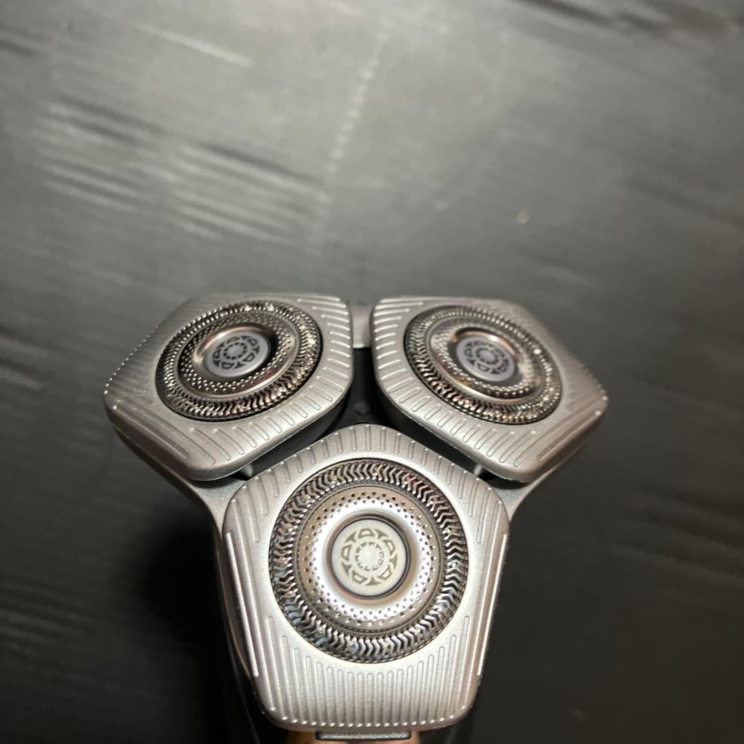 PHILIPS s9985 22年製　髭剃り　シェーバー