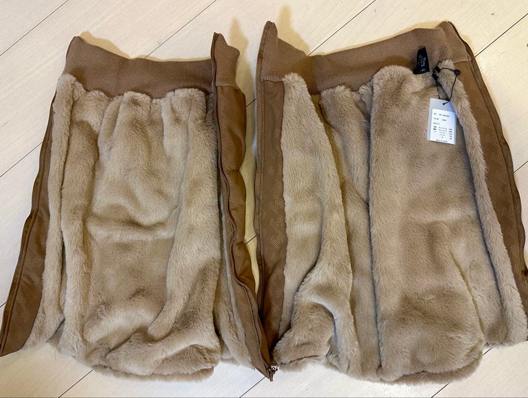 新品タグ付き⭐︎レザレクション Resurrectionレッグウォーマー キャメル