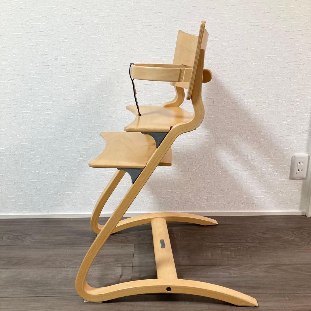 Leander リエンダー　ハイチェア　子供　椅子　チェア　セイフティバー付き