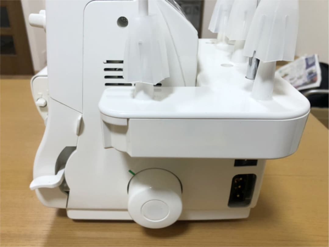 【送料無料】ロックミシンJUKI ジューキ ベビーロック 衣縫人BL57EXS